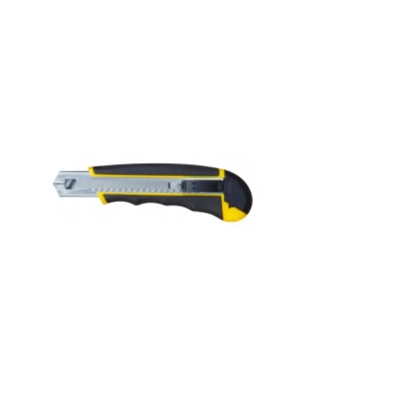 Cutter PRO à chargeur 18mm 6 lames