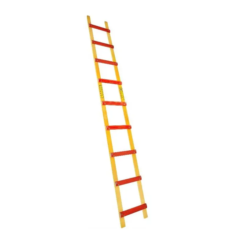 Echelle de toit bois Ht 3m 11 marches en bois résineux écartement barr