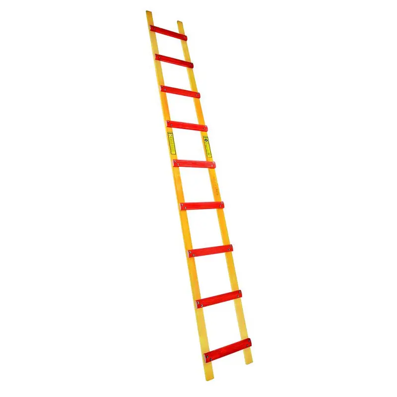 Echelle de toit bois Ht4m 15 marches écartement barreaux 25cm Centaure