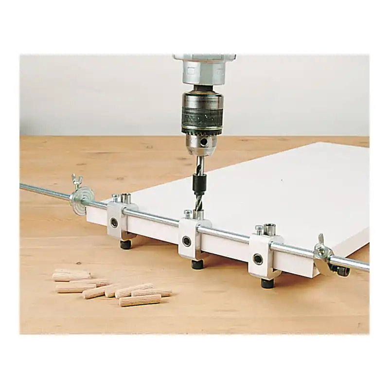 Gabarit multiguide pour l‘assemblage de panneaux 16 et 19 mm PM11D