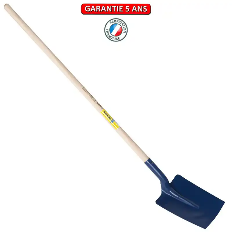 Pelle Saint-Etienne carrée. Largeur de 21 cm. Emmanché 110.