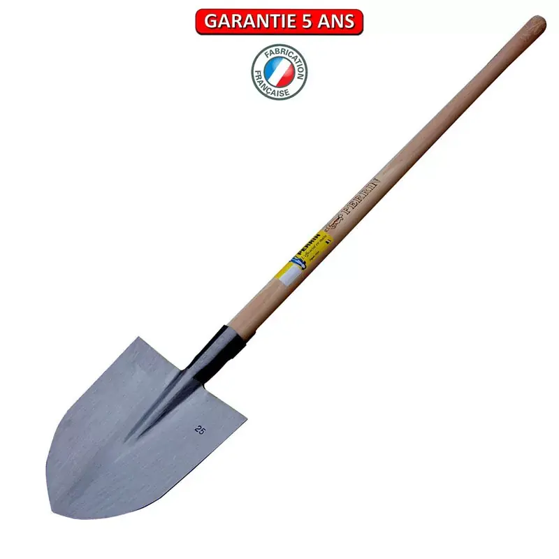 Louchet Vosges pointu. Emmanché pomme 105. Longueur du fer 25 cm.