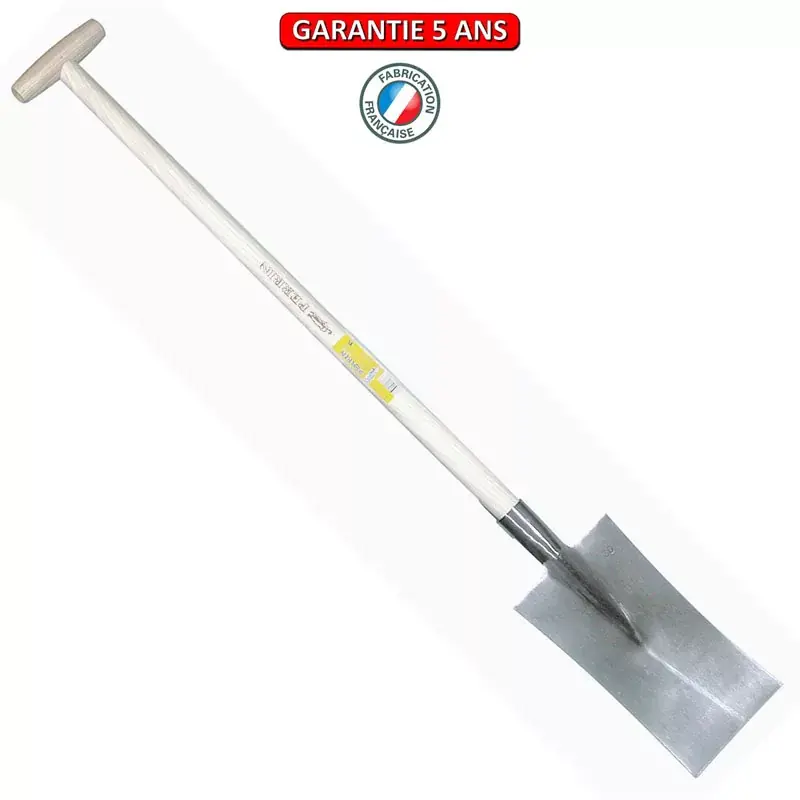 Louchet de Mâcon. Emmanché béquille tournée 80. Longueur du fer 32 cm.
