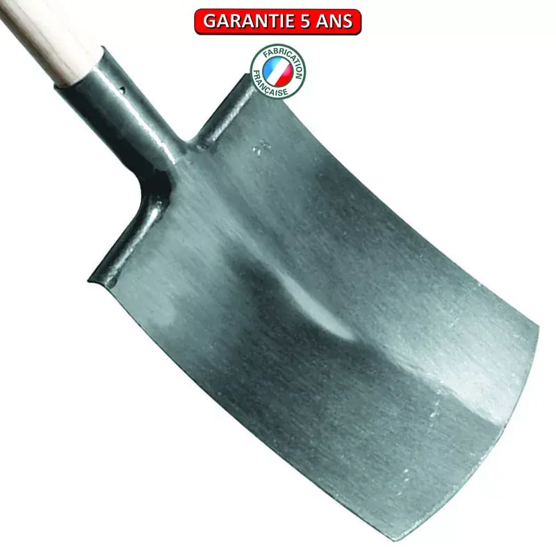 Bêche Bretagne bombé 30 cm. Sans manche. Finition polie devant.