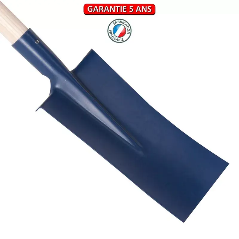 Bêche Nord, à rebord. Sans manche. Longueur du fer 28 cm.