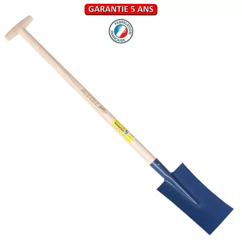 Bêche Nord. Emmanché béquille tournée 95. Longueur du fer 28 cm.