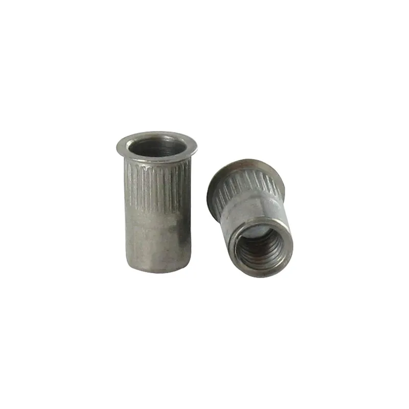 1 x Ecrou à sertir Hexagonal M5 7X12 Acier zingué